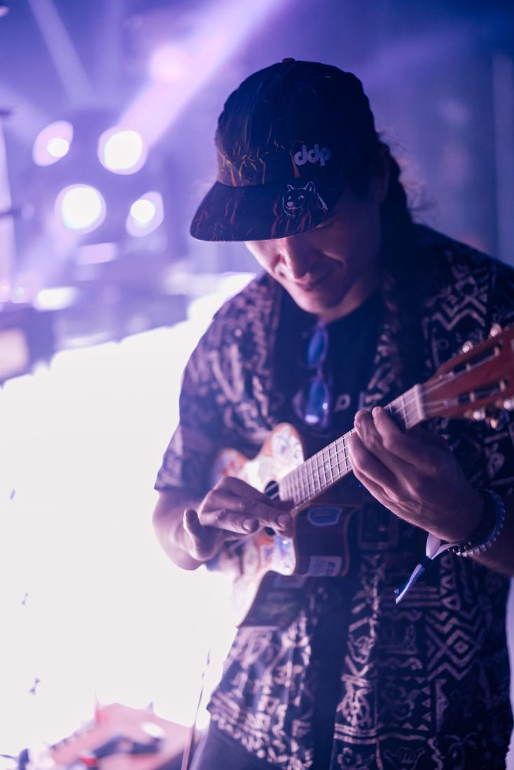 Shaka and the road uke